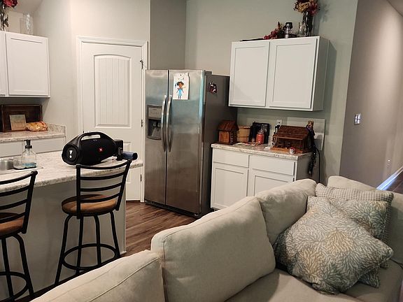4th image of 28434 Evangeline Ln