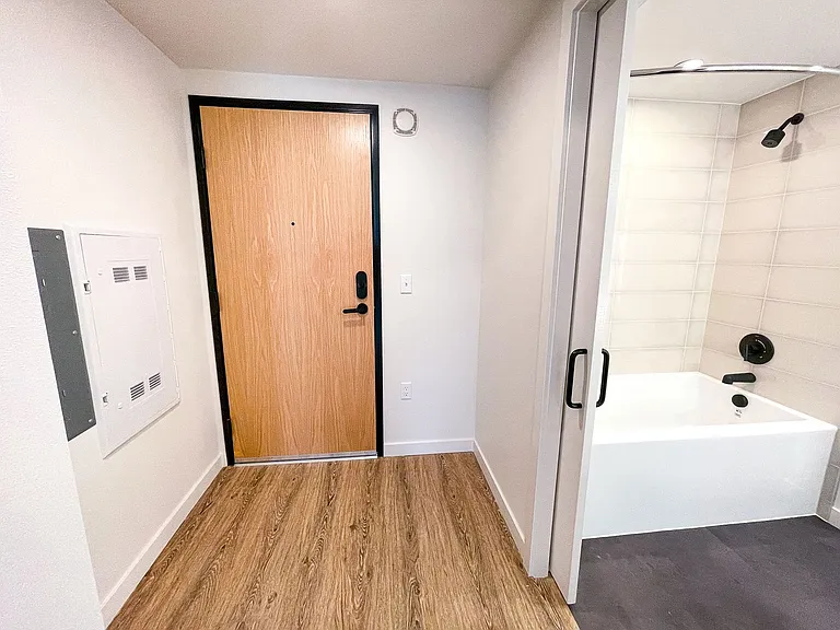 Parque Kirkland Apartments — Photo 11