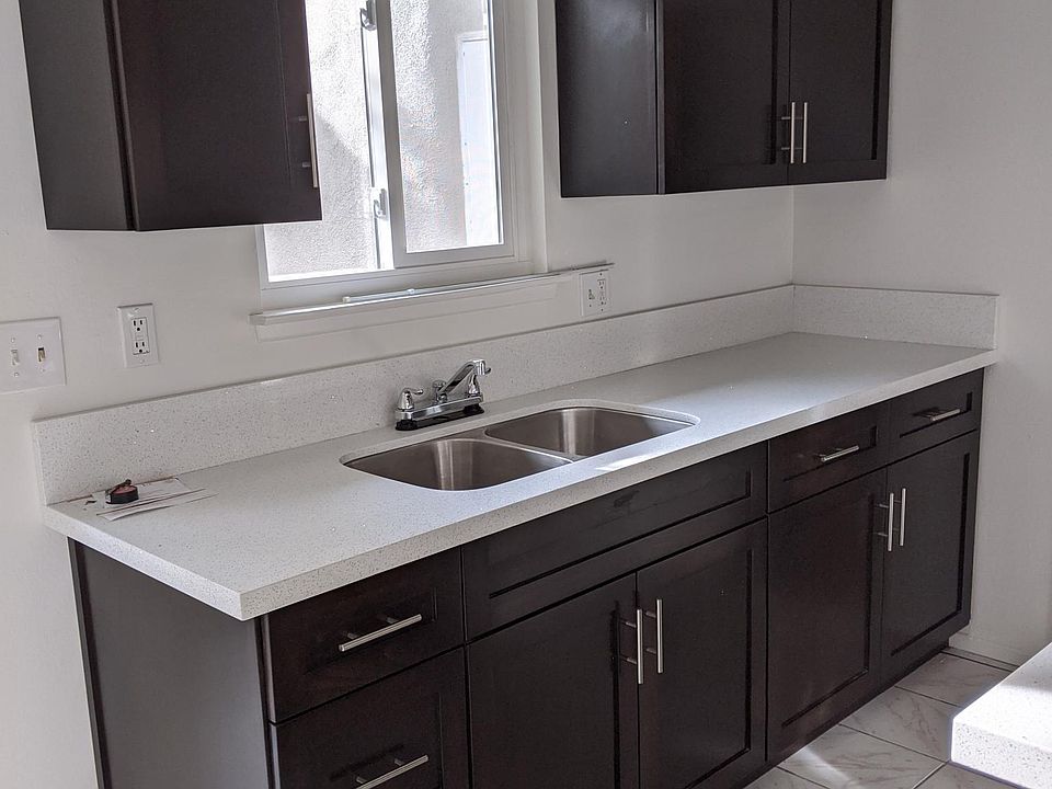 1st image of 119 S Ohio St APT 3