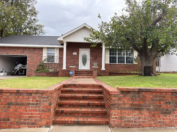 603 W 15th St, Big Spring, TX 79720