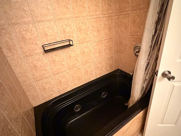 118 Village Ct — Photo 14