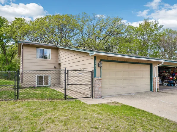 9526 Grey Widgeon Pl, Eden Prairie, MN 55347