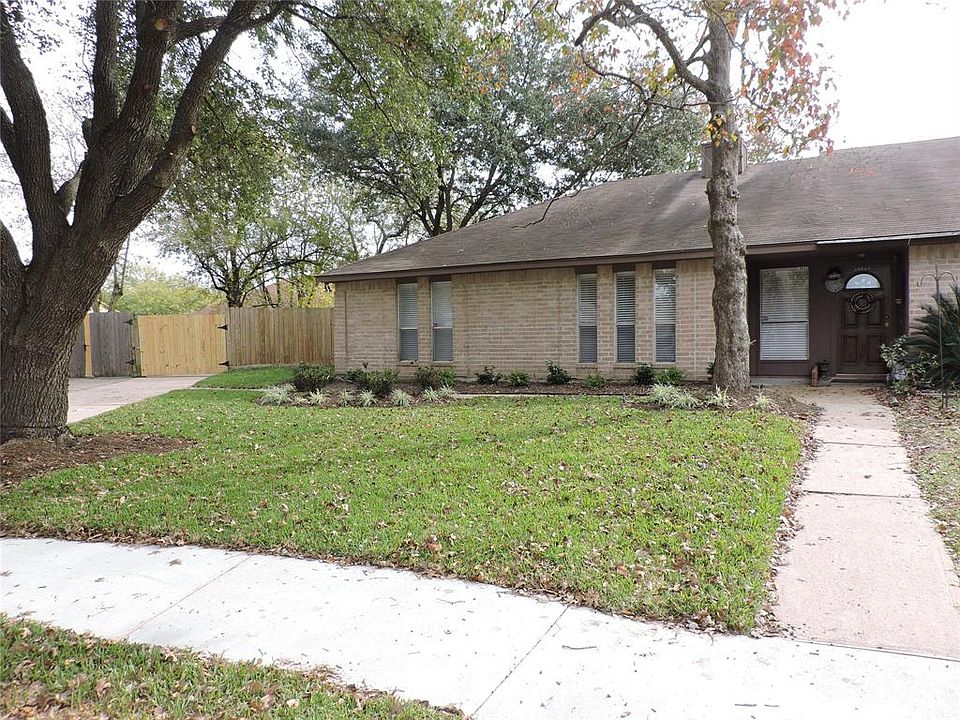 1st image of 19502 Munsey Ct