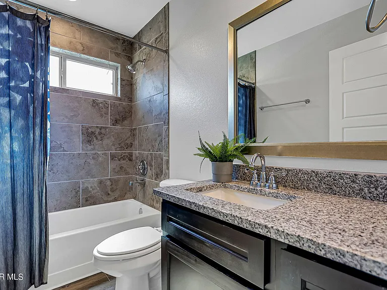 2420 Sammy Cervantes St — Photo 21