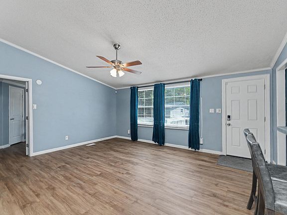 3rd image of 254 Grapevine Rd