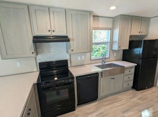 Cascade Village MHC, Tallahassee, FL 32305