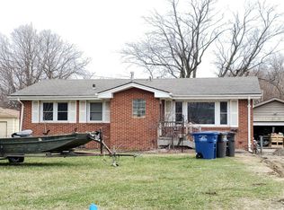 1910 Payton Ave, Des Moines, IA 50315