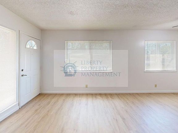 2nd image of 2221 Palisade Ave APT 2
