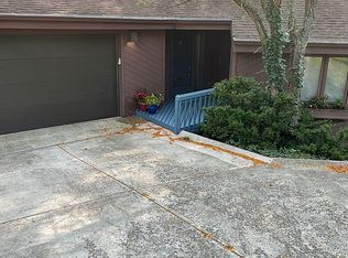 14 Observatory Hl, Cincinnati, OH 45208