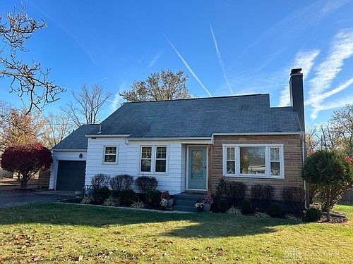 3rd image of 7428 Yorkshire Dr