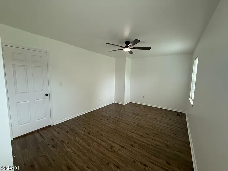 125 Riva Dr — Photo 14