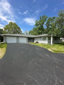 582 N 50 W, Valparaiso, IN, 46385
