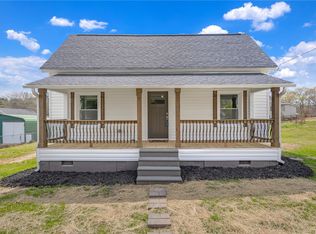 2 Allen St, Pelzer, SC 29669