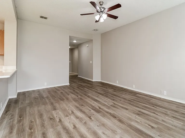 3317 Bentgate Ct — Photo 3