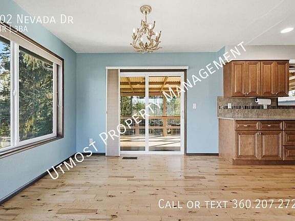 5th image of 802 Nevada Dr