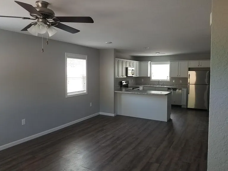 1552 Ridge Rd — Photo 6