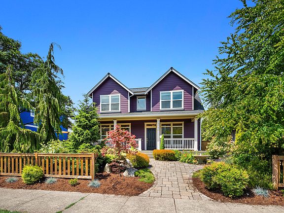2nd image of 2747 44th Ave SW