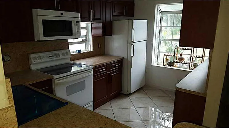 3 bed, 2.0 bath, 1386 sqft, $2,875 — Photo 4