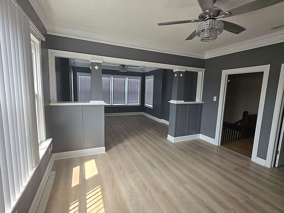 2nd image of 9517 S Escanaba Ave #2