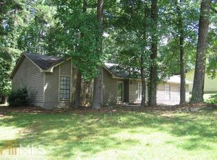 6995 Hassana Ln, Fairburn, GA 30213