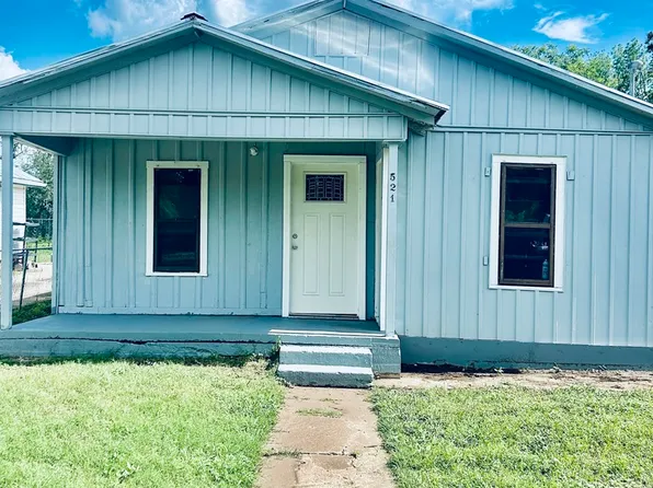 521 McKee, Seguin, TX 78155