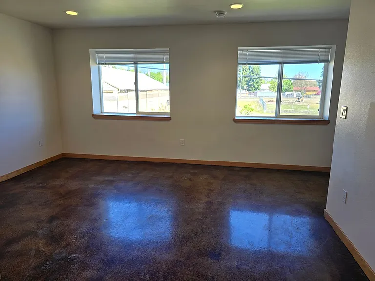 132 SW Avery Ave — Photo 18