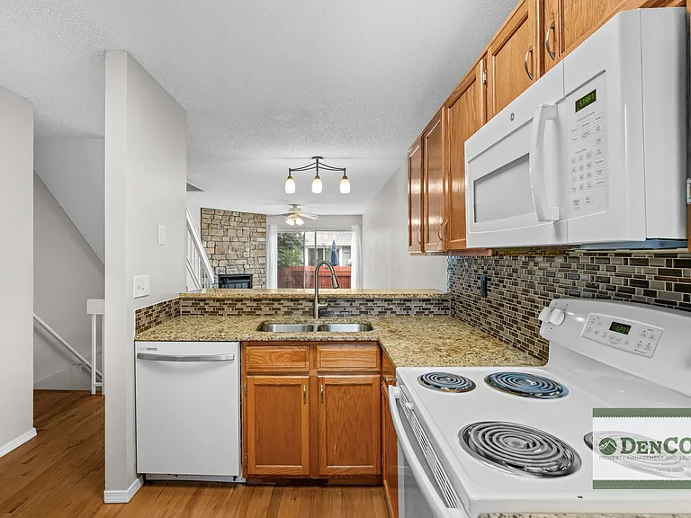 7476 E Arkansas Ave #207 — Photo 10