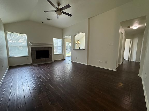 3rd image of 9104 Bedford Ln