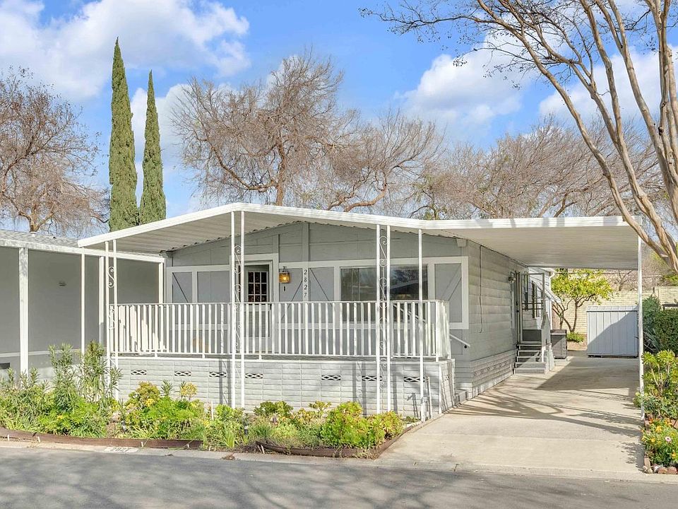 1st image of 2827 Moss Hollow Dr #2827