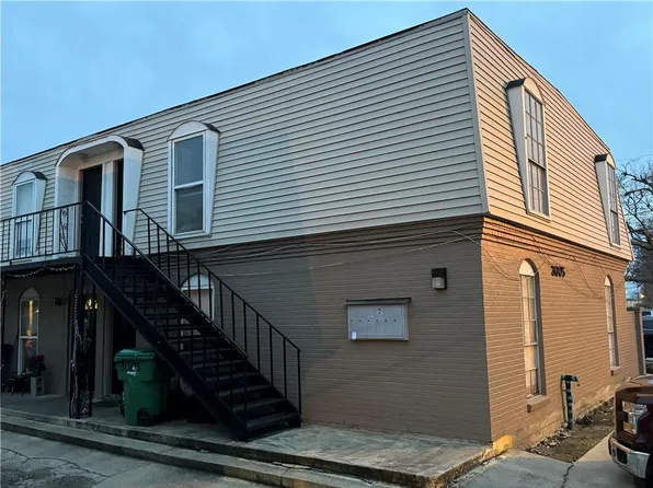 3005 Lake Villa Dr, Metairie, LA 70002