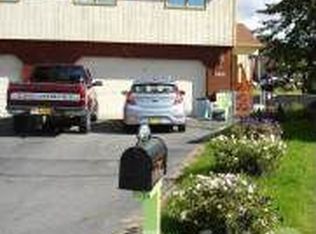 3441 Lunar Cir, Anchorage, AK 99504