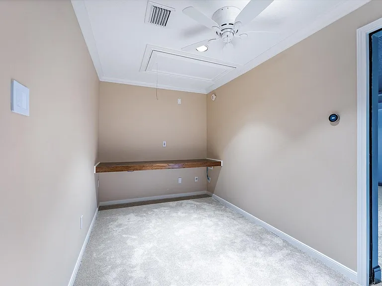 447 N Gate Stone — Photo 31