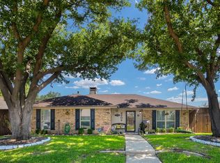 2209 Trinity Springs Dr, Carrollton, TX 75007