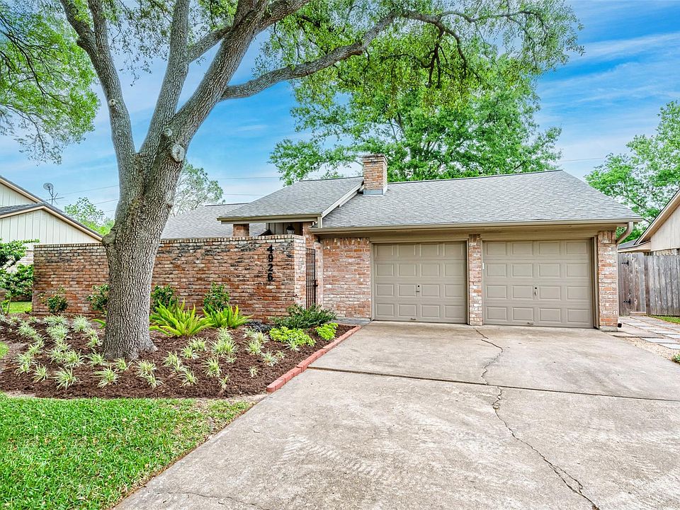1st image of 4926 Whispering Falls Dr