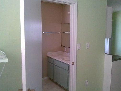 5th image of 5323 Desoto Pl