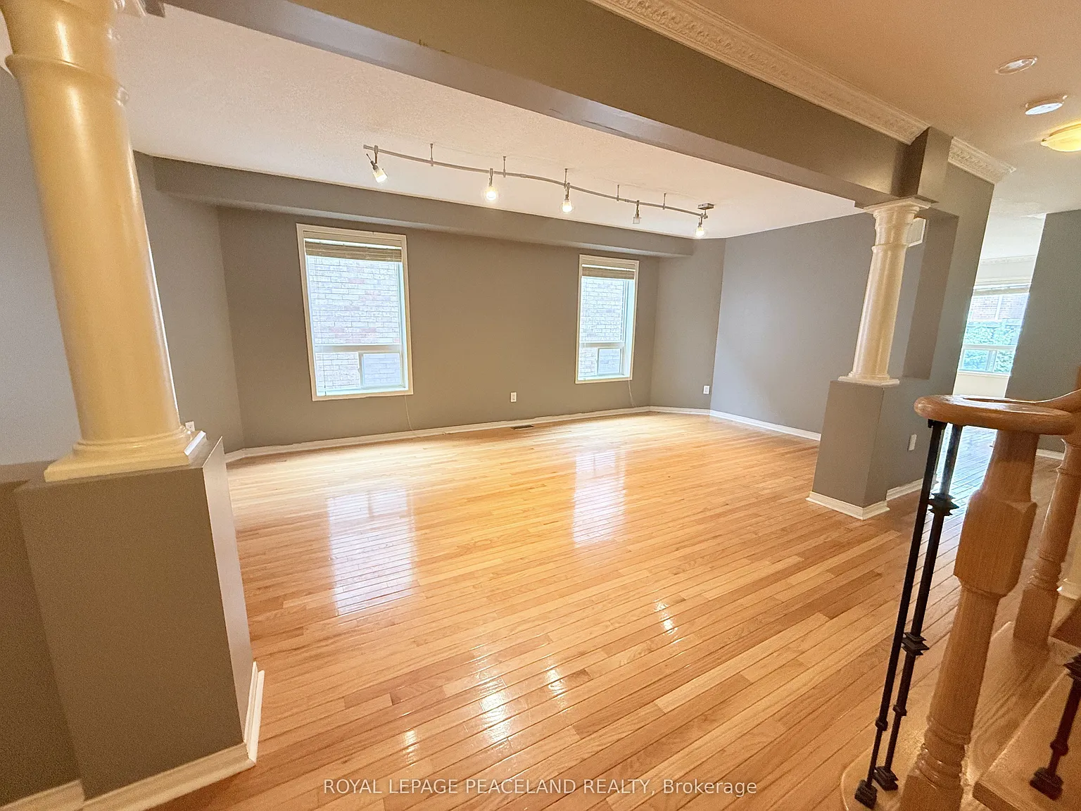 4 bed, $4,000 — Photo 2