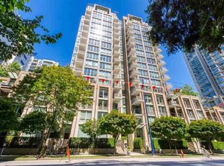 1055 Richards St #1705, Vancouver, BC V6B 0C2