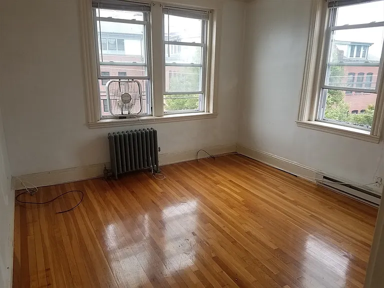 2 Hancock St #9 — Photo 2