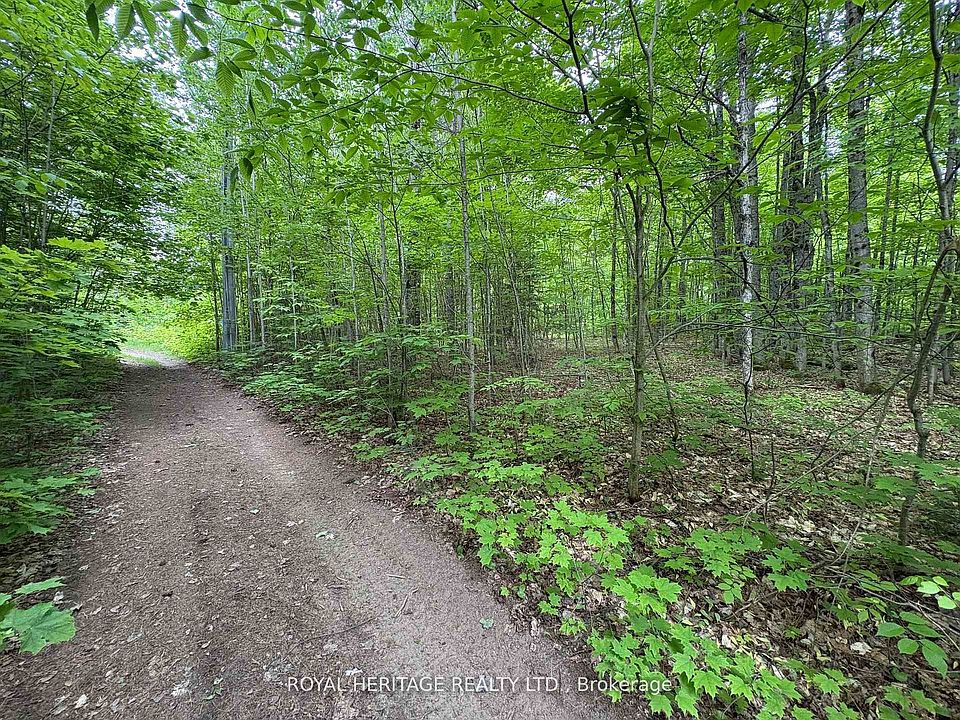 1st image of 1043 Lawrence Pit Rd