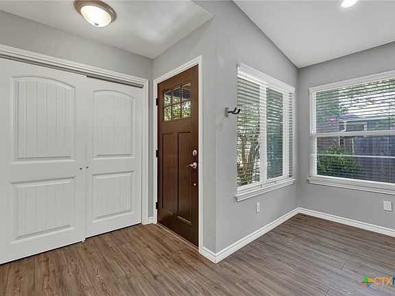 3rd image of 1905 Castle Gate Cir