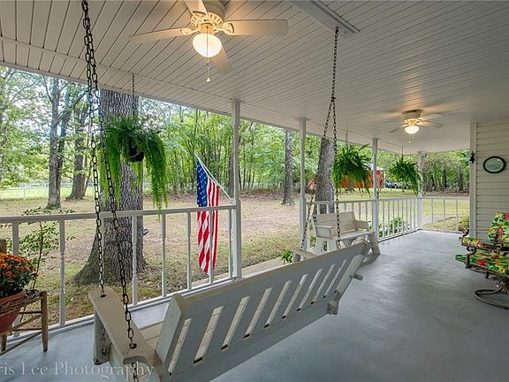 2nd image of 875 Wildflower Ln