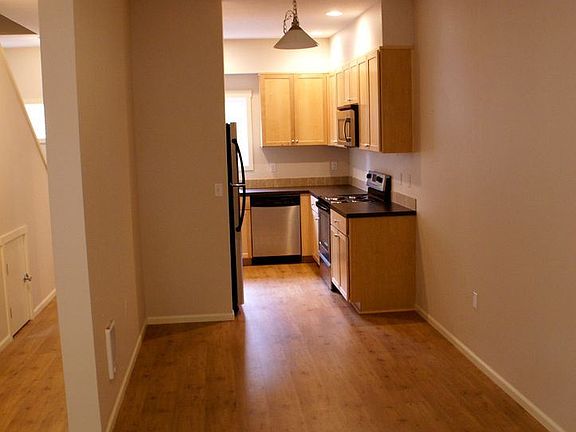 2nd image of 5727 N Maryland Ave #11241469