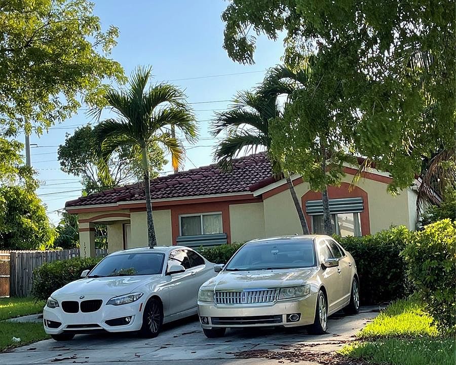 2nd image of 17310 SW 106th Ave