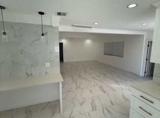 23916 Los Rosas St #1, Canoga Park, CA 91304