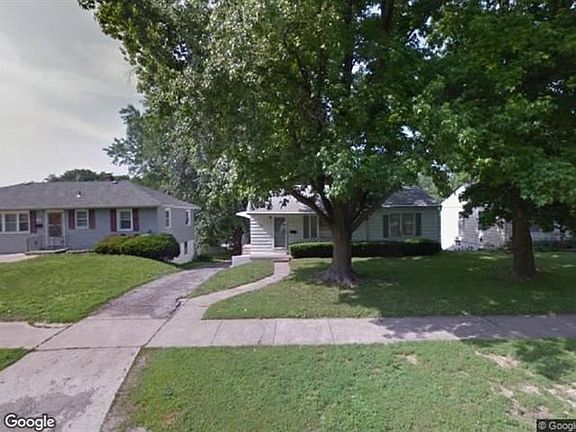 3rd image of 3007 Olive St