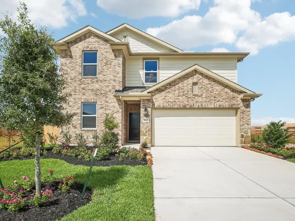 567 Day Station Dr, Dayton, TX 77535