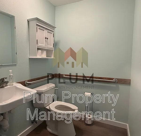 1280 S 3rd St W #A — Photo 10