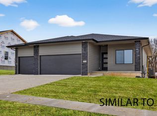 1768 SW Sienna Ct, Grimes, IA 50111