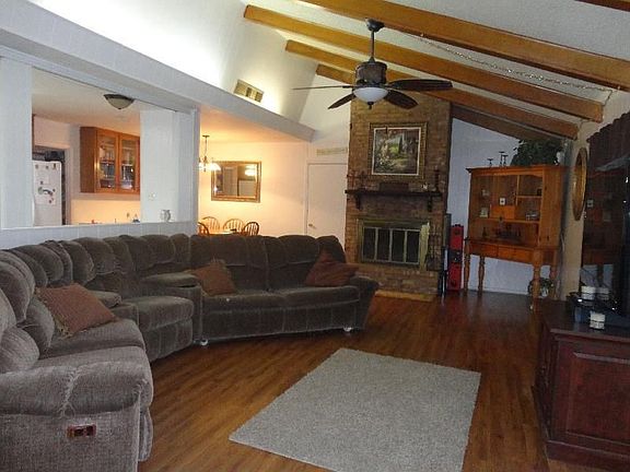 2nd image of 15375 N Hollyhock Ave