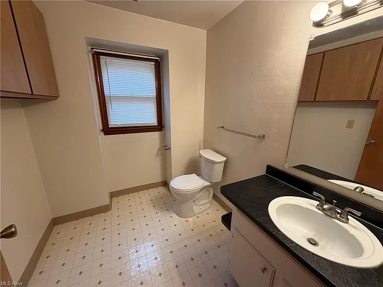 52 Southwoods Ave #6 — Photo 9